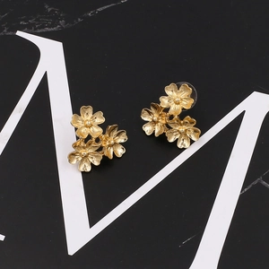 Elegant gold flower stud earrings featuring a triple floral cluster design for women