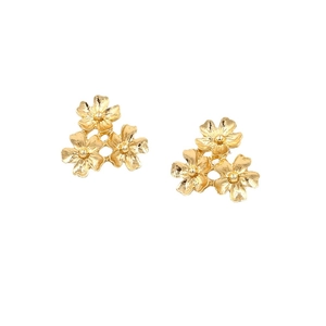 Chic golden floral stud earrings featuring a triple five-petal flower cluster design