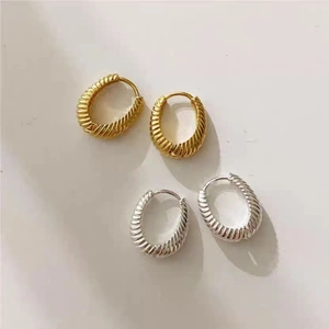 Women Copper Croissant Hoop Earrings Twisted Metal Striped Chunky Retro French Style Lightweight Trendy Fashion Jewelry