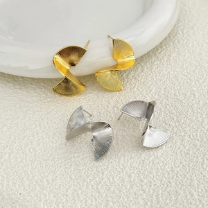 Copper Twisted Sheet Earrings Geometric Fan Shape Metallic Radiant Texture Fashion Jewelry For Women Niche Style