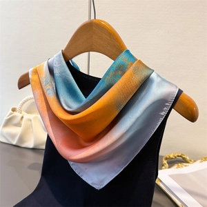 Seidenschal im abstrakten Ölgemälde-Stil mit orange-blauem Farbverlauf-Druckdesign