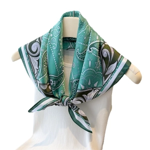 Elegant green paisley silk scarf shawl with classic patterns for women's fashion