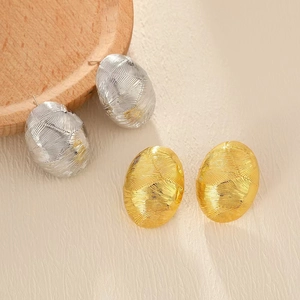Boucles d'oreilles ovales plaquées or 18 carats et argent avec texture métallique