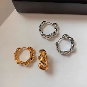 Boucles D Oreilles Créoles Torsadées Cuivre Métal Poli Croissant Géométrique Minimaliste Style Français Femmes Mode