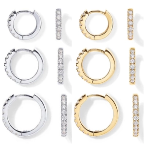 Minimalistische Kupfer Zirkonia Huggie Hoop Ohrringe Für Damen Einfache Elegante Mikro-Pflaster Kleine Runde Kreis Geometrische Schmuck
