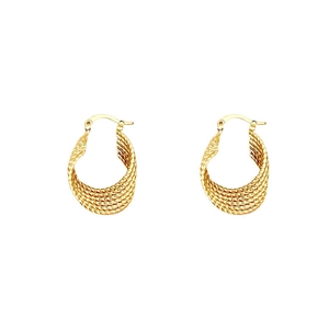 Boucles d'oreilles créoles dorées torsadées avec texture spirale et fermoir à levier sûr