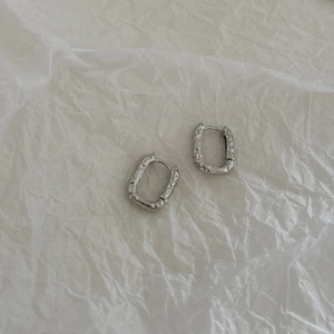 French vintage silver geometric hammered texture earrings with a minimalist rectangular design