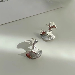 Silver geometric irregular pleat earrings with fan-shaped 3D twisted design for women