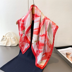 Carré De Satin Polyester Satin Imprimé Floral Élégant Foulard Bandeau Cheveux Mode Pour Femmes Accessoires