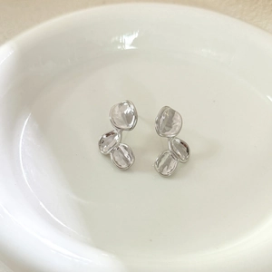 Minimalist silver irregular petal earrings with polished metallic geometric elements