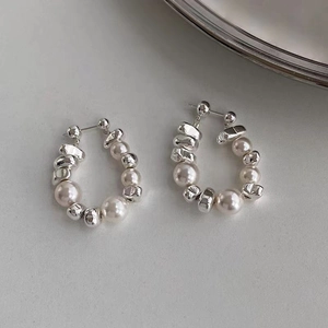 Minimalist C-shaped earrings with irregular silver beads and round white pearls