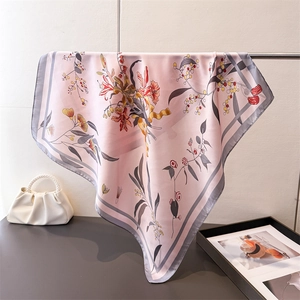 Elegant Floral Printed Faux Satin Satin Square Scarf Retro French Style Versatile Neck Head Wrap Shawl Women