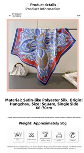 Vista dettagliata del foulard artistico in seta con specifiche e istruzioni di lavaggio