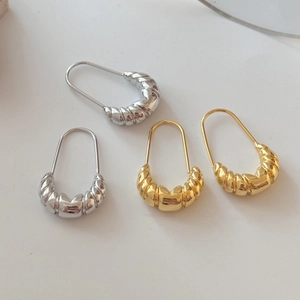 Croissant U-Shaped Alloy Earrings French Minimalist Twisted Texture High Gloss Gold Silver Retro Jewelry For Women