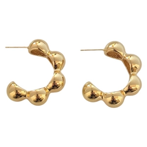 Chunky gold C-shaped geometric earrings with a 18K gold plated bubble design for women