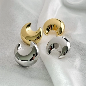 Hochglanzpolierte Mondsichel Ohrstecker Aus Kupfer Elegante Geometrische Minimalistische Schmuck Für Damen Alltag Party