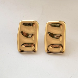 Minimalist gold-plated rectangle stud earrings with unique wavy ripple texture