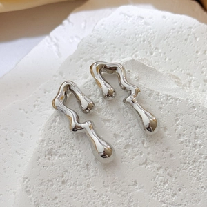 Minimalist silver irregular wave liquid metal earrings with a high-polished mirror finish