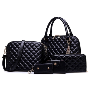 Schwarzes gestepptes 5-teiliges Taschen-Set mit Shopper, Umhängetasche und Geldbörse