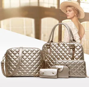 5-teiliges Set goldener gesteppter Handtaschen mit Shopper, Umhängetasche und Geldbörse