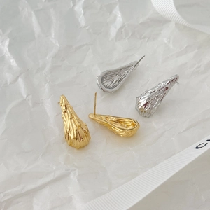 Minimalist 18K gold and silver water drop earrings with irregular molten texture finish