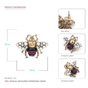 Vintage gold bee stud earrings with pearls and pink rhinestones in 3.8x2.9cm size