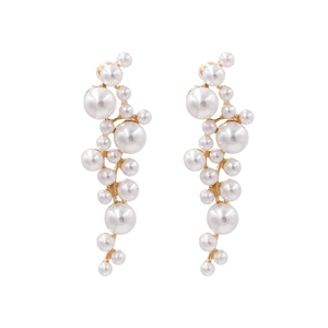 Orecchini Pendenti A Grappolo Di Künstliche Perle Sintetiche Bianche Lega Di Zinco Tono Oro Stile Barocco Gioielli Eleganti Da Donna