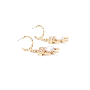 Minimalist gold robot earrings featuring white pearls in a fashion dangle drop design