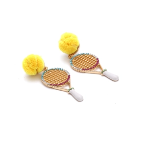 Boucles d'oreilles raquette de tennis avec pompons jaunes et strass brillants