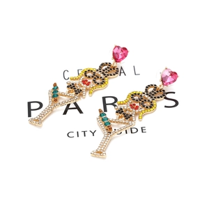 Boucles d'oreilles pendantes strass dessin animé avec cœur rose et verre à martini
