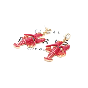 Orecchini a pendente a forma di aragosta in smalto rosso con cristalli colorati moda