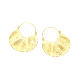 Minimalist gold hoop earrings with vintage textured semi-circle fan pendants in a high-gloss finish