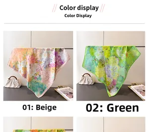 Détail d'un foulard en soie à imprimé peinture à l'huile en beige et vert au choix