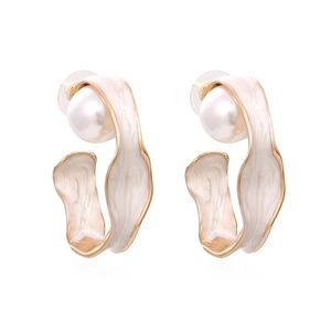 Exaggerated C-shaped golden alloy earrings with creamy white enamel and round pearls