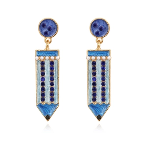 Boucles d'oreilles crayon en émail bleu avec strass et perles sur base dorée