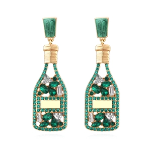 Boucles d'oreilles créatives bouteille de vin avec cristaux émeraude et alliage doré