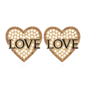 Boucles d'oreilles cœur élégantes avec lettres LOVE, perles et strass champagne