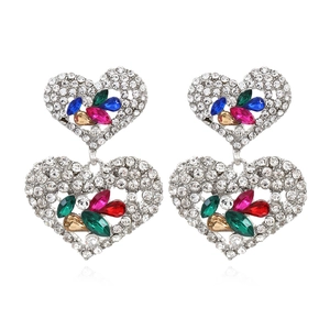 Boucles d'oreilles cœur multicouches avec strass colorés et cristaux de marquise