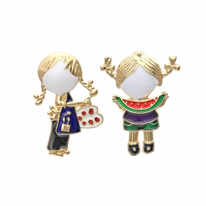 Orecchini Pendenti Ragazza Cartone Animato Smalto Glassato Lega Di Zinco Goccia D'olio Stile Dolce Design Asimmetrico Per Donna