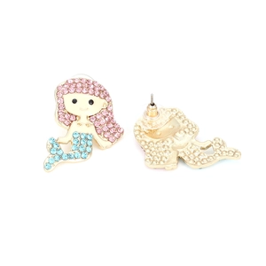 Boucles d'oreilles sirène de style coréen avec cristaux roses et bleus sur fond blanc