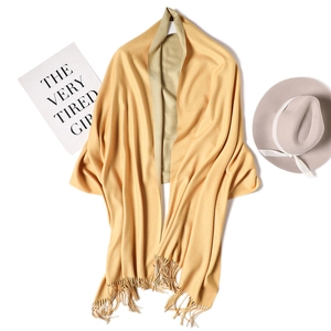 Double-sided ginger and beige cashmere-style scarf with elegant tassels for winter