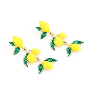 Boucles d'oreilles citron en émail jaune avec des feuilles ornées de strass verts