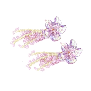 Boucles d'oreilles fleurs en perles avec pétales violets et design de gland fait à la main