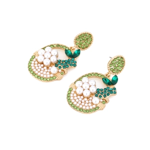 Boucles d'oreilles panier de lapin en alliage doré avec perles et cristaux verts