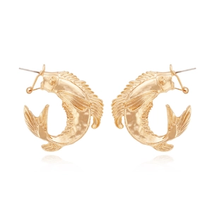 Retro Exaggerated Gold Plated Zinc Alloy Fish Hoop Earrings For Women 3D Relief Koi Carp Animal Shape Statement Jewelry