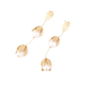 Exaggerated golden leaf earrings with long pearl tassels and vintage floral design