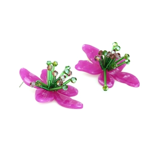 Minimalist handmade acrylic floral earrings with magenta petals and beaded green centers