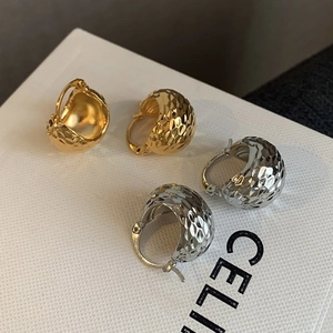 Boucles d'oreilles demi-cercles vintage or et argent avec finition diamantée texturée