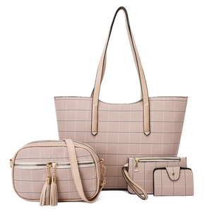 Ensemble de 4 sacs à main beiges à carreaux avec cabas, sac bandoulière et pochettes