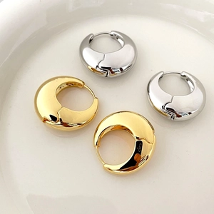 Créoles Chunky Cuivre Plqué Or 18K Haute Polonais Géométrique En Forme De C Bijoux De Mode Minimaliste Pour Femmes